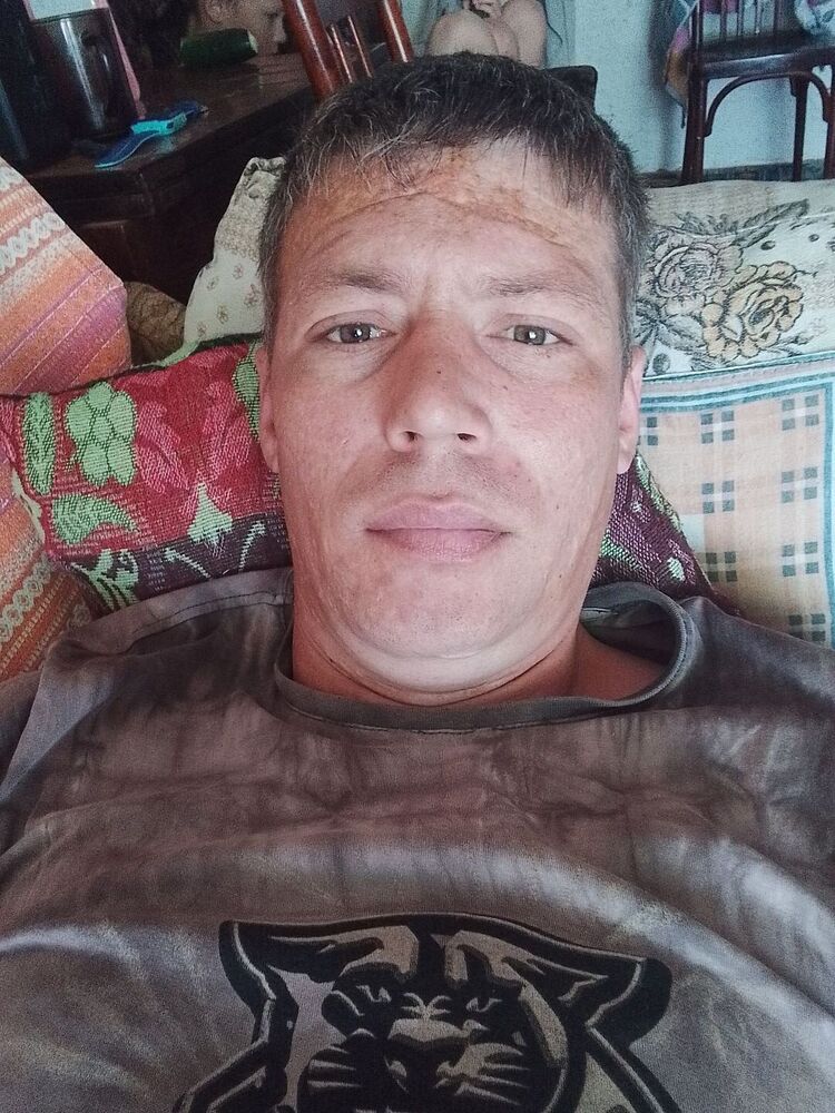  35764117  , 37 ,    