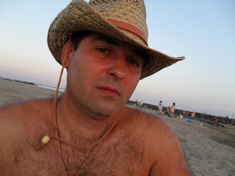  11167807  Alexandru, 56 ,    