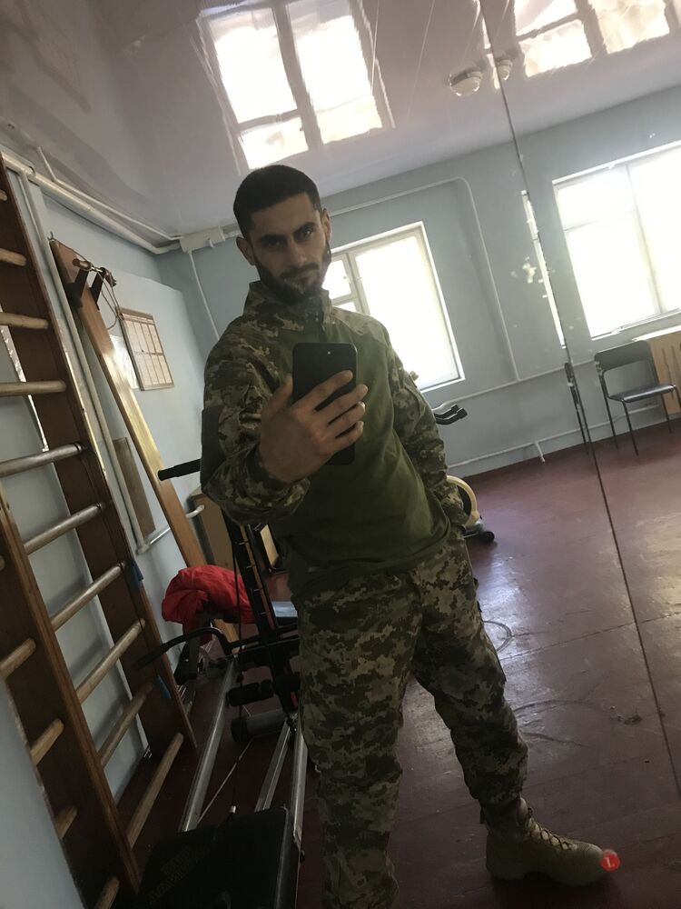  31008737  , 29 ,    