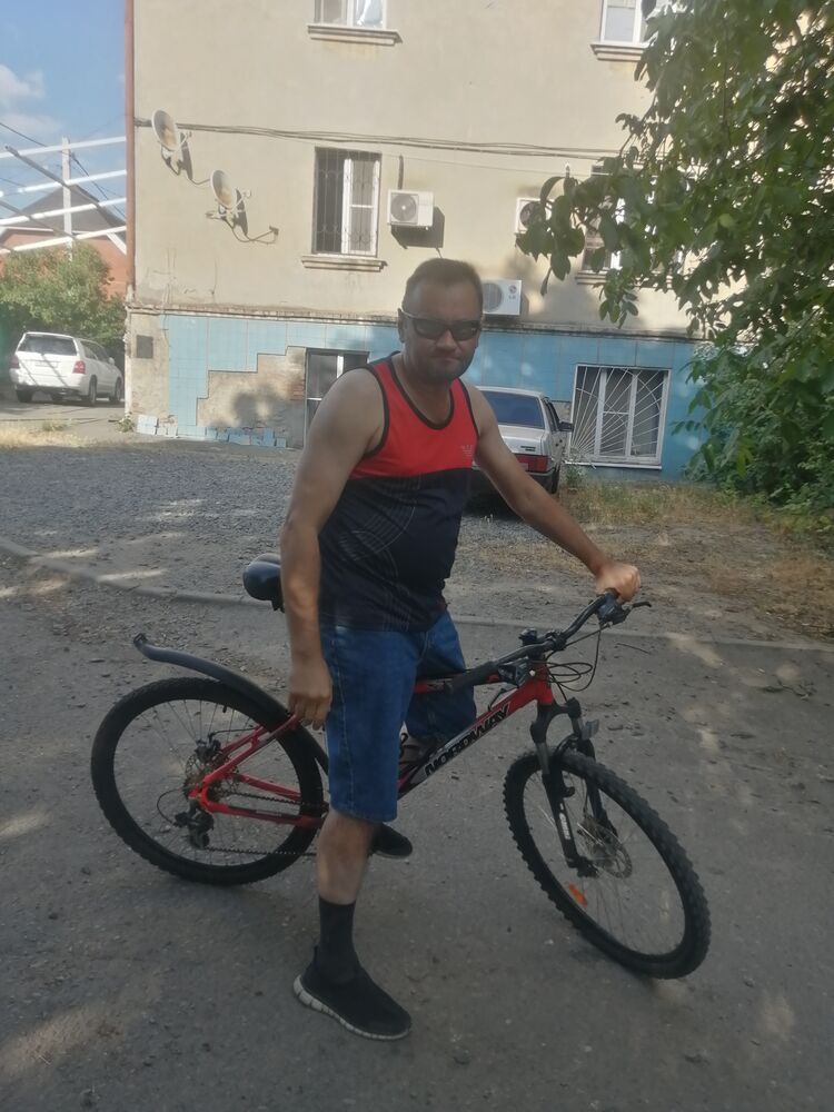  43862057  , 44 ,    --