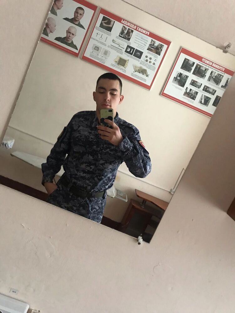  33646607  , 21 ,    