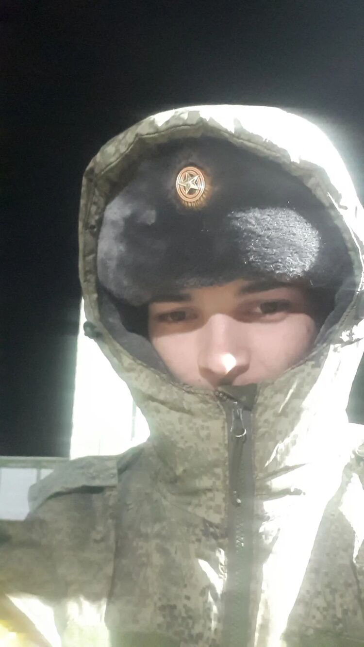  ,   Vladislav, 22 ,   ,   