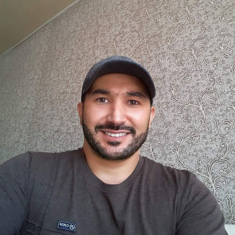  18962697  Furqatjon, 40 ,    