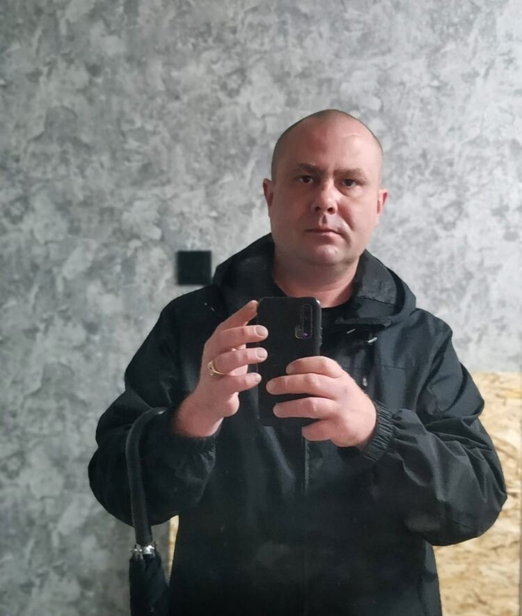  52029517  , 40 ,    