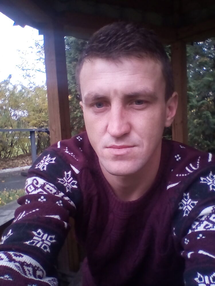  -,   Ivan, 34 ,   