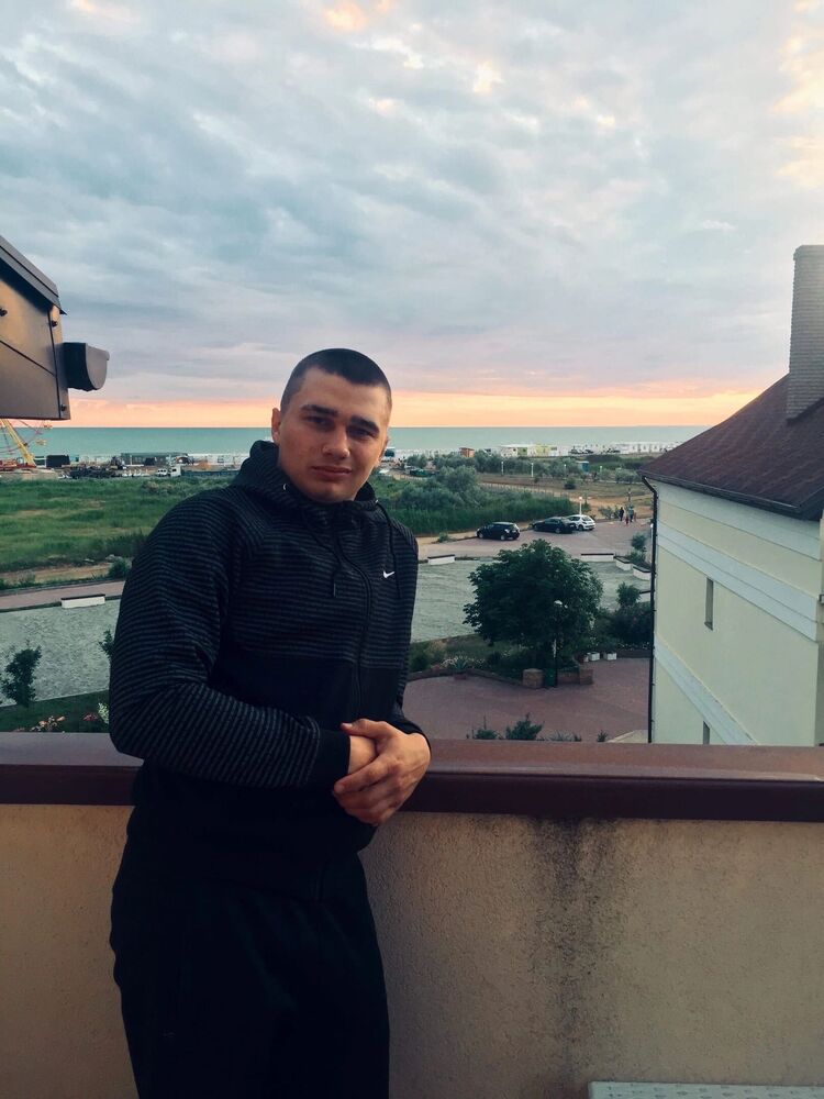  --,   , 24 ,   ,   