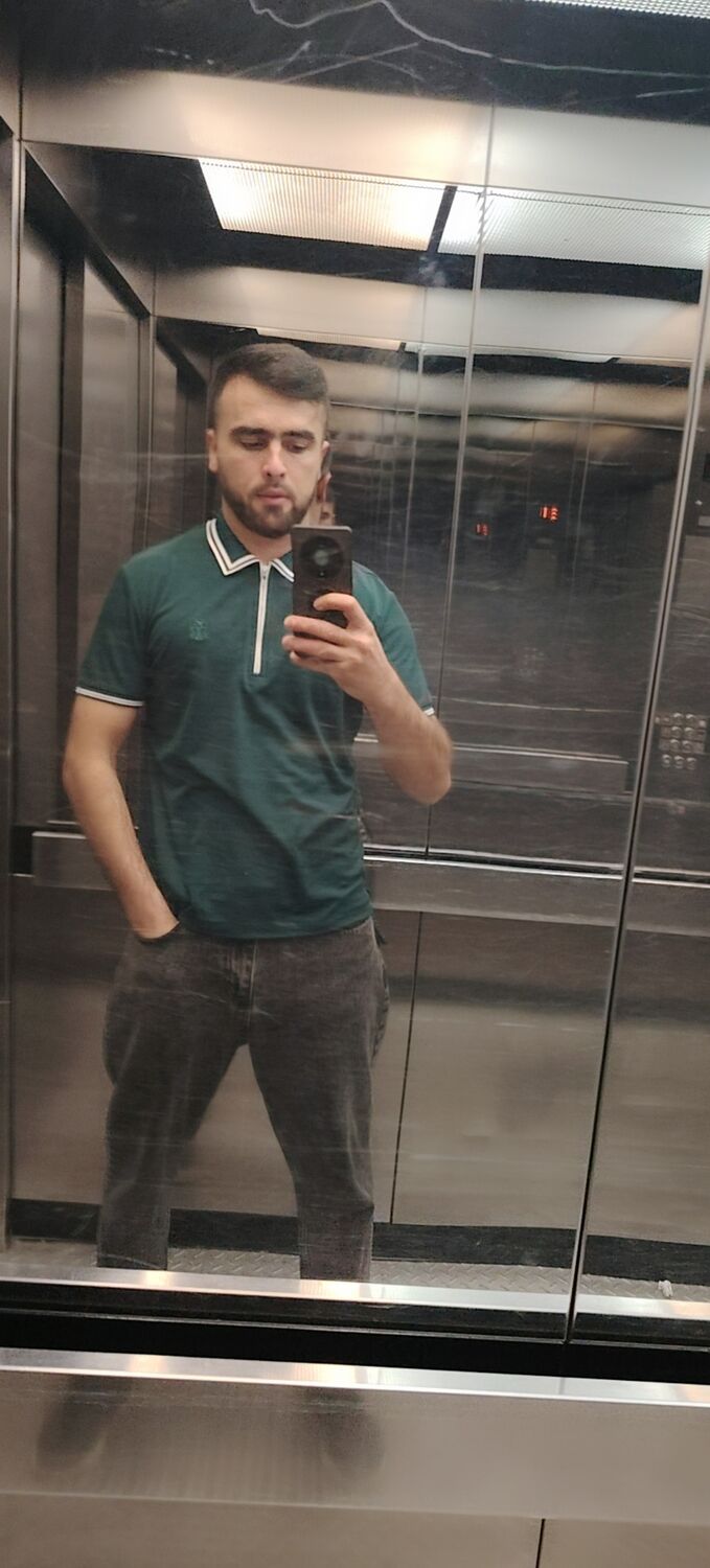  53102247  Timur, 28 ,    