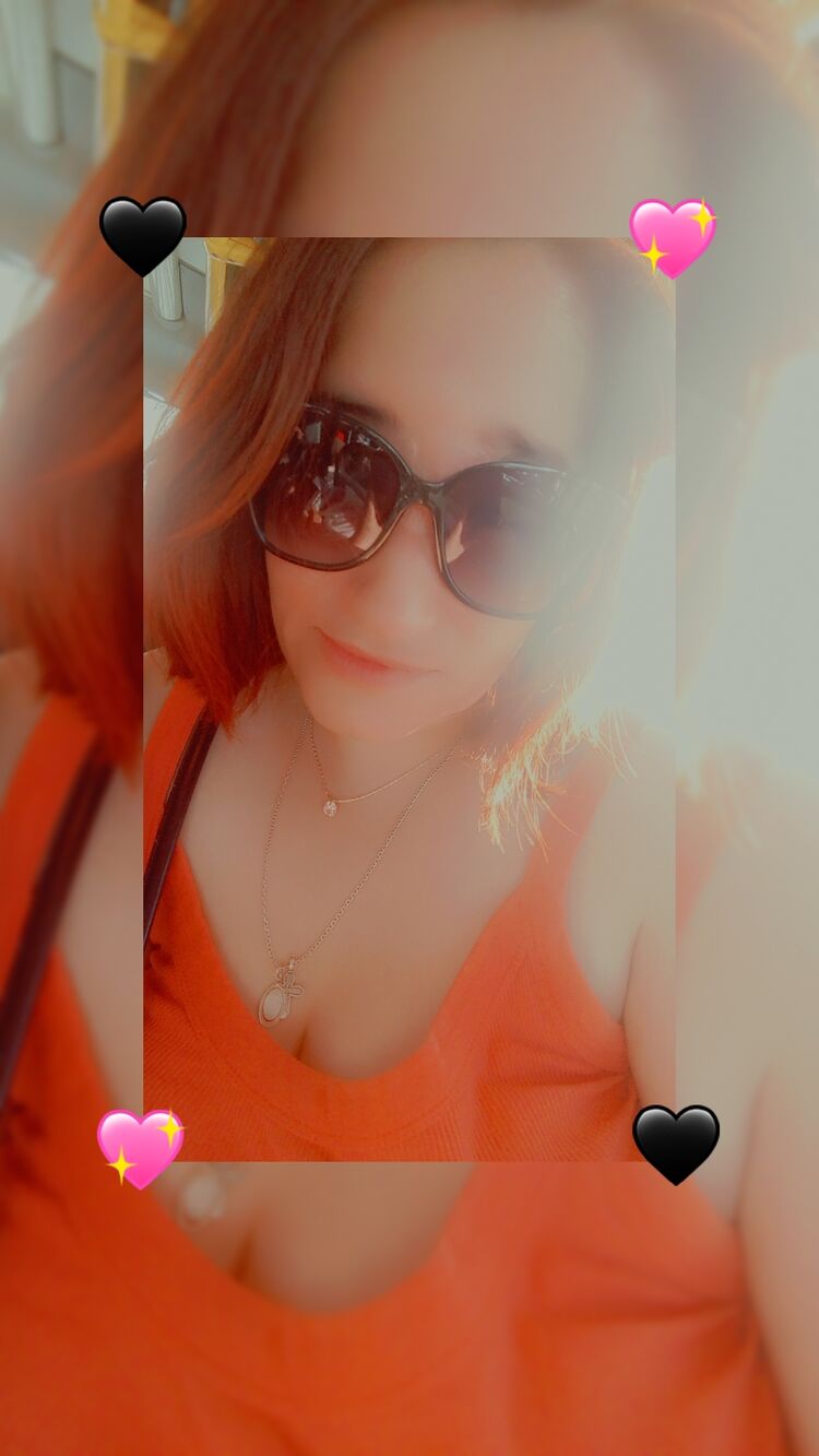  51968747  Evangelina, 27 ,    