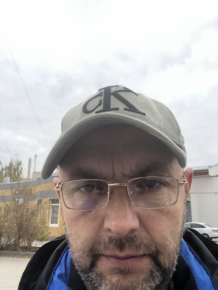  54337467  Andrei, 51 ,    