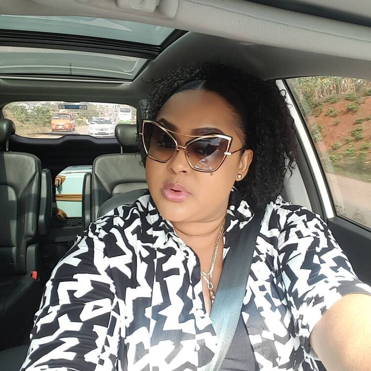  ,   Vivian, 44 ,   ,   , c 
