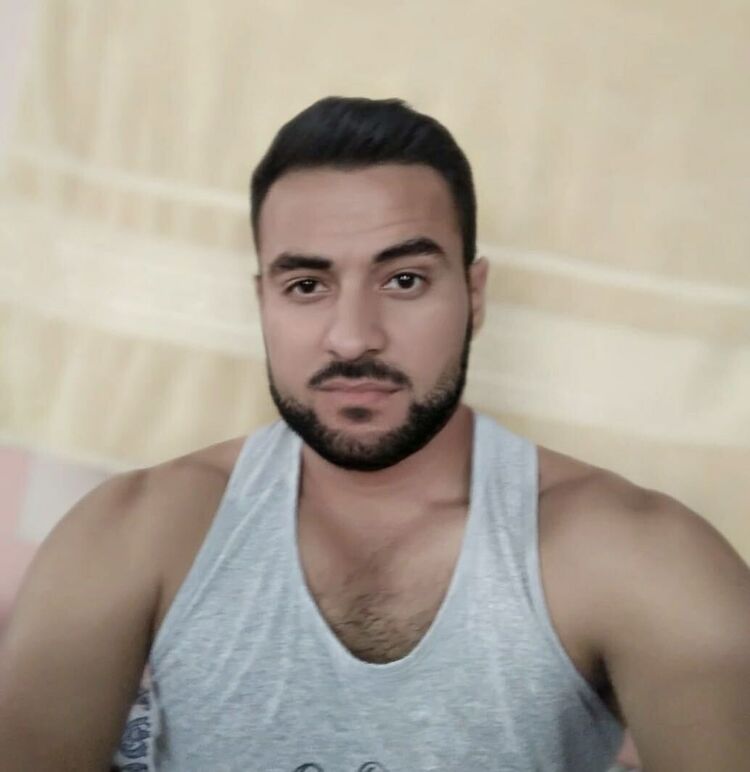  49357627  Giorgi, 29 ,    