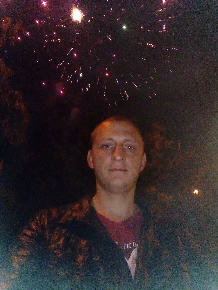  ,   Viktor, 36 ,   ,   , c 