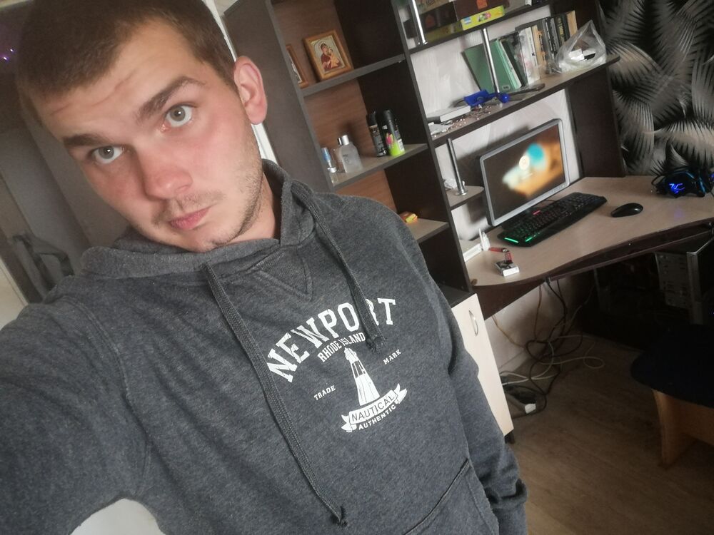  ,   Ilya, 25 ,   ,   