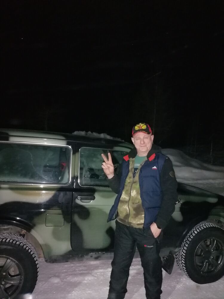  28608867  , 53 ,     