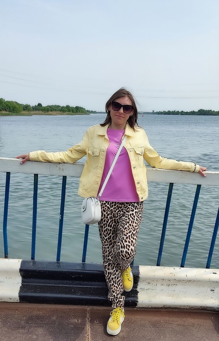  --,   , 39 ,   c 