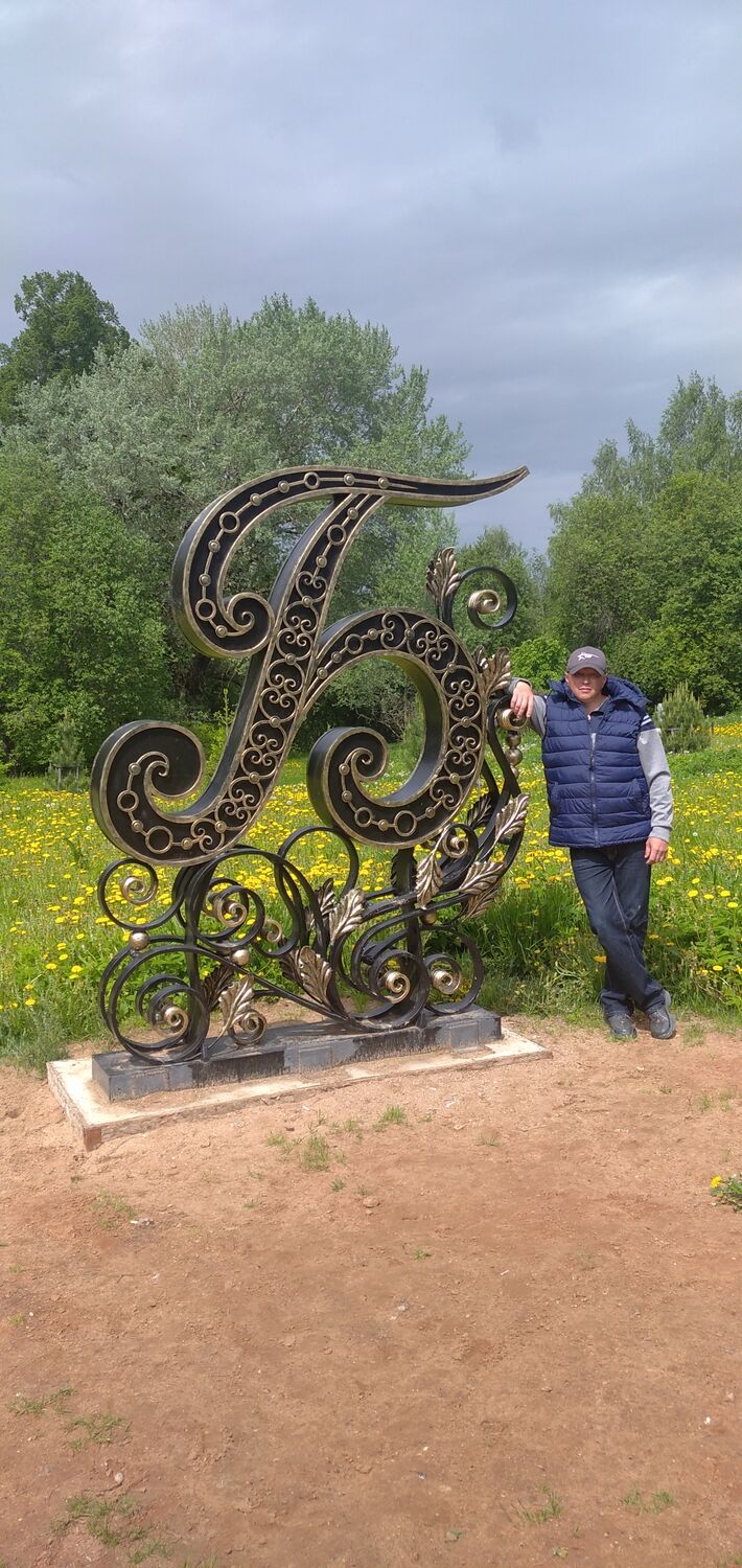 ,   Sergey, 44 ,   c 