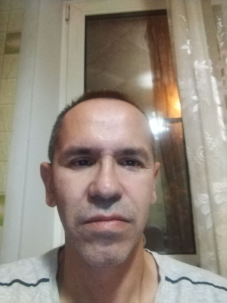  46364557  Renat, 46 ,     