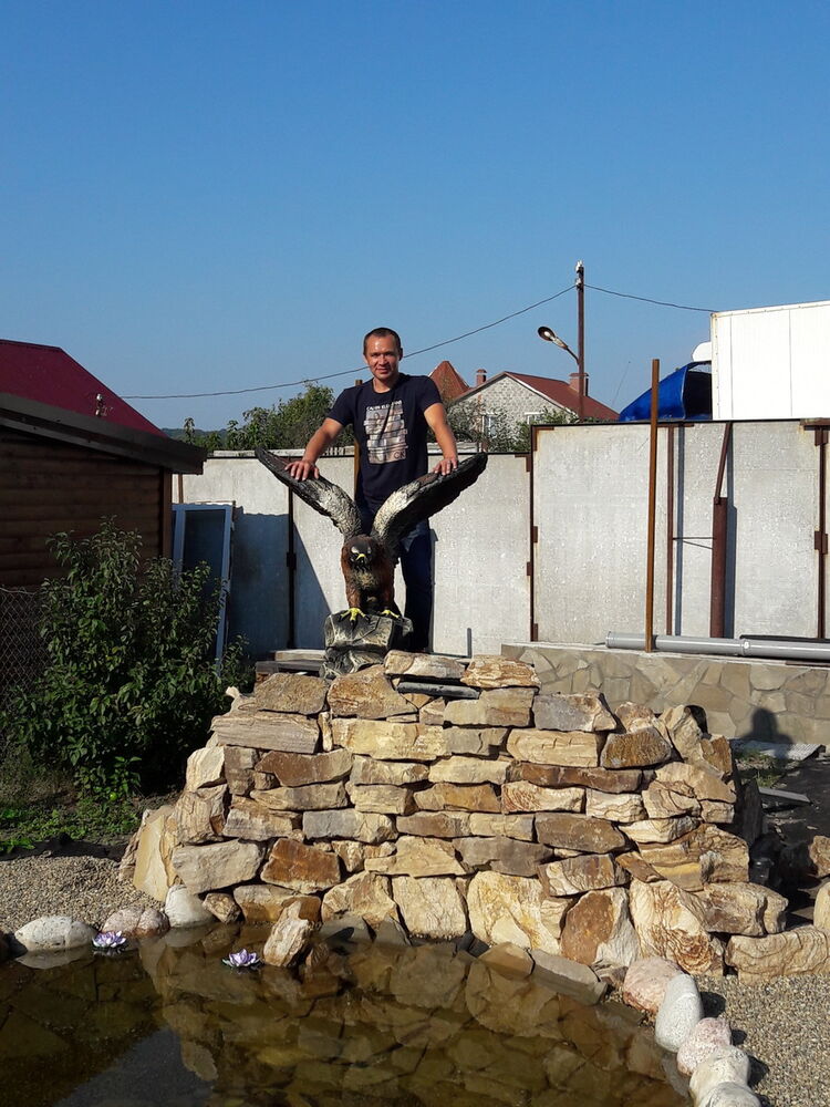  8908887  Den, 36 ,    