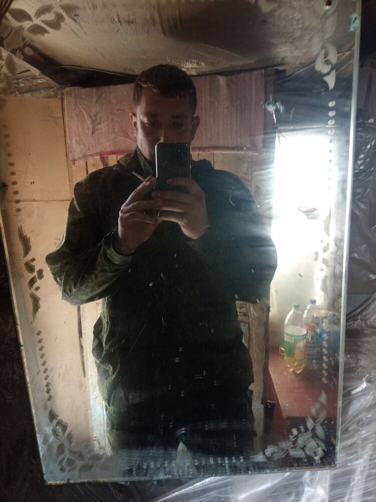  28366537  , 33 ,    