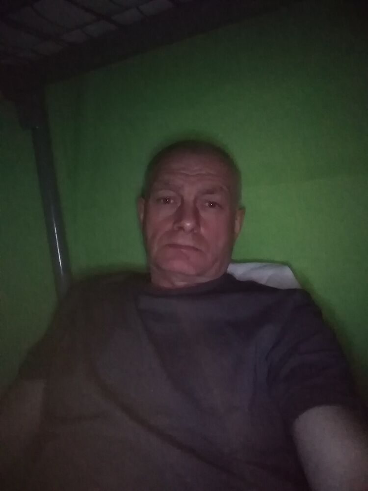  50383237  , 52 ,    