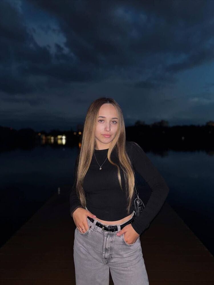  54654927  Vika, 27 ,    