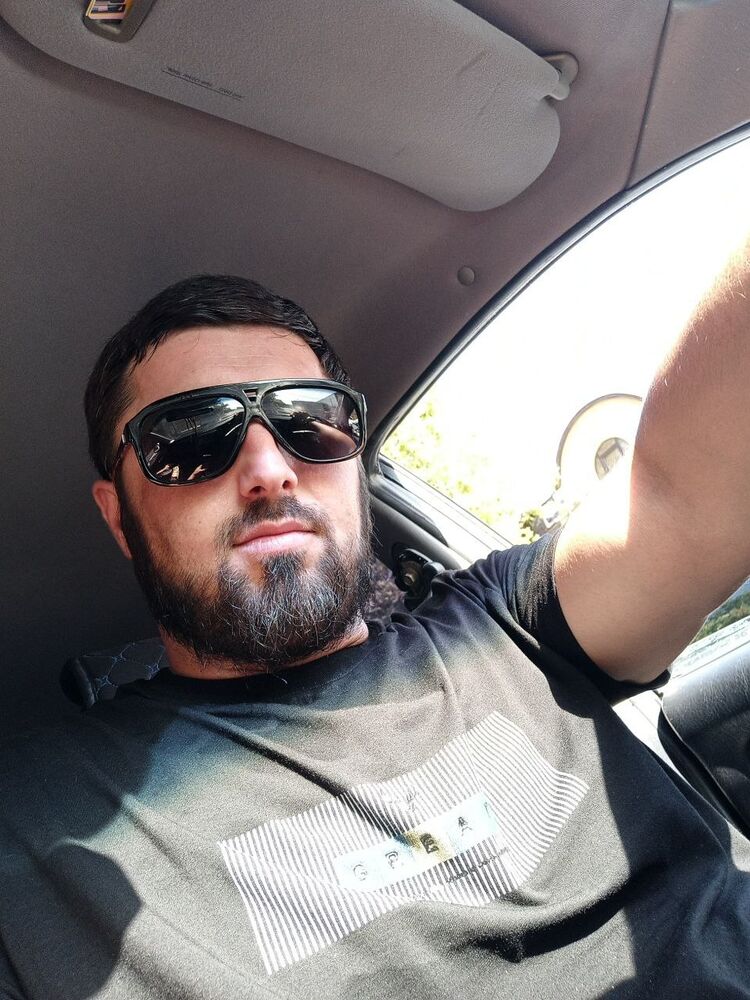 38193577  , 33 ,    
