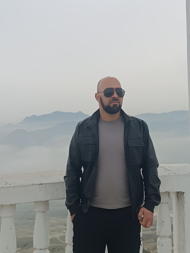  ,   Rehim, 32 ,   ,   