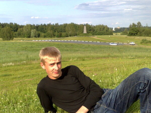  10724687  Andrej, 36 ,    