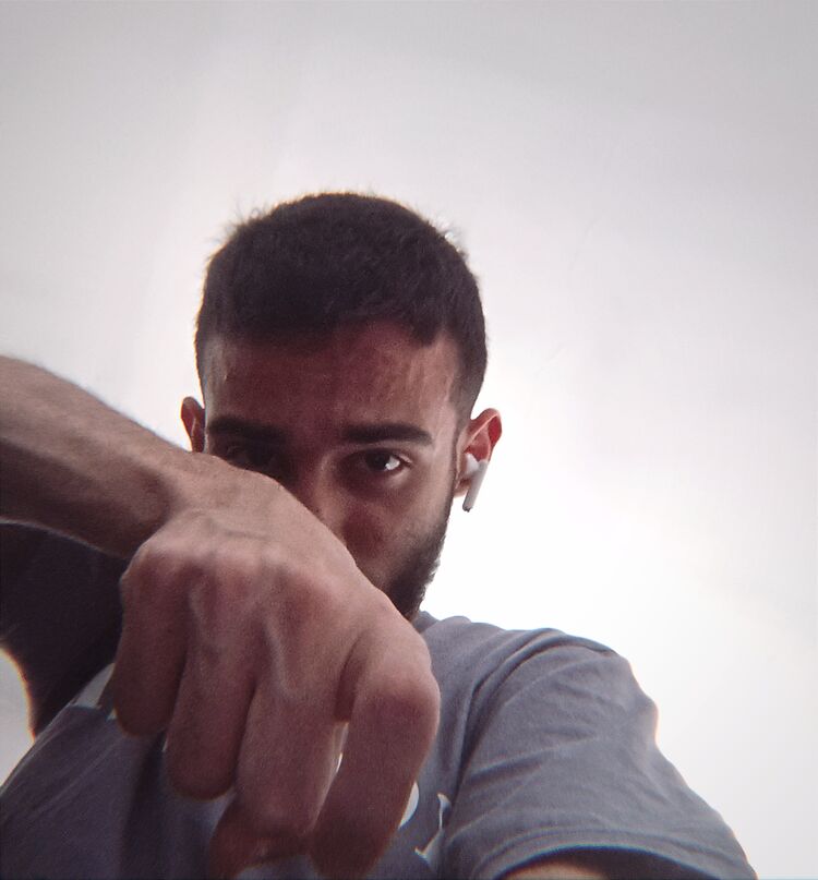  44589067  Sajad, 23 ,    -