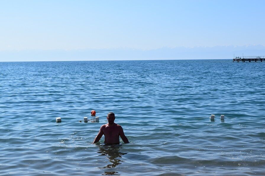  23630407  Aleks, 39 ,    