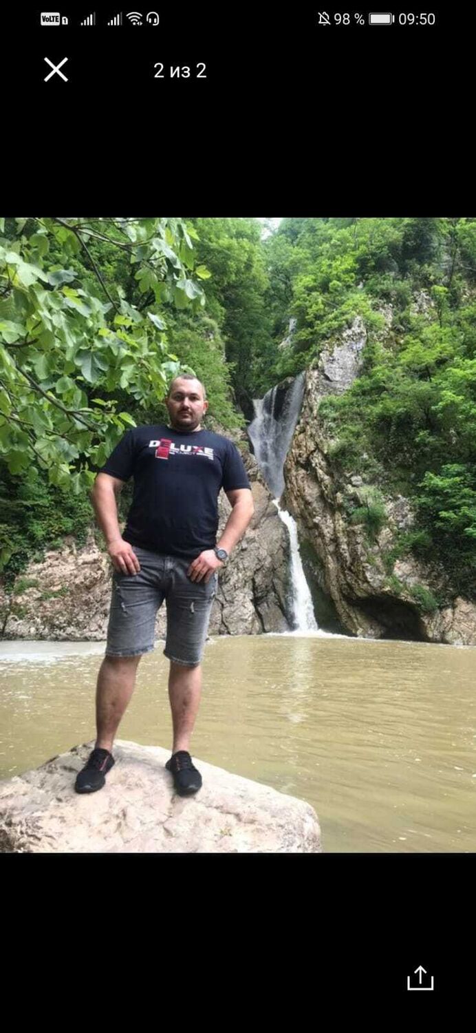  ,   Viktor, 37 ,     , c , 