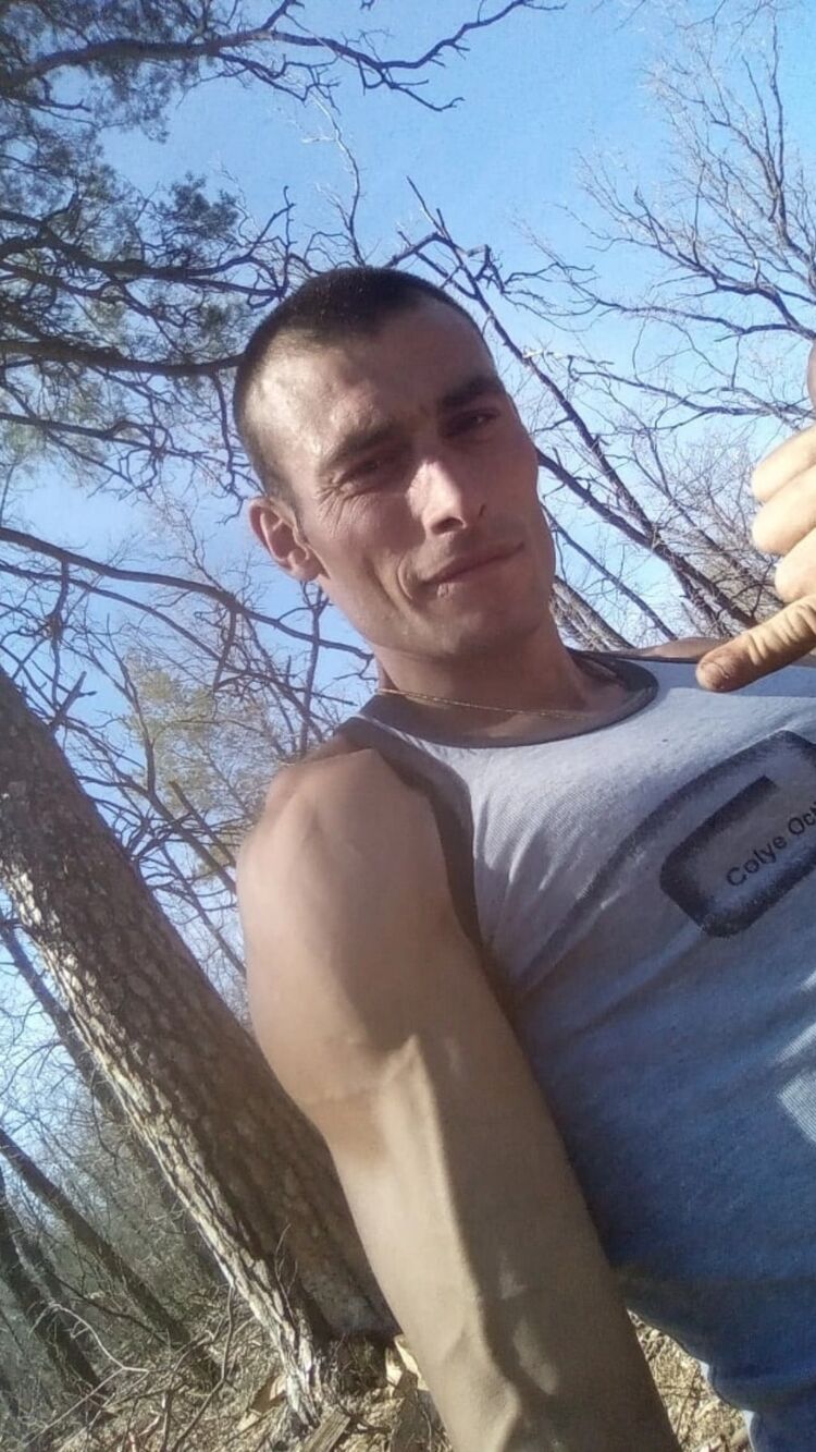  52803397  , 37 ,    