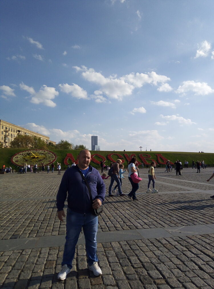  ,   Stas, 43 ,   ,   , c 