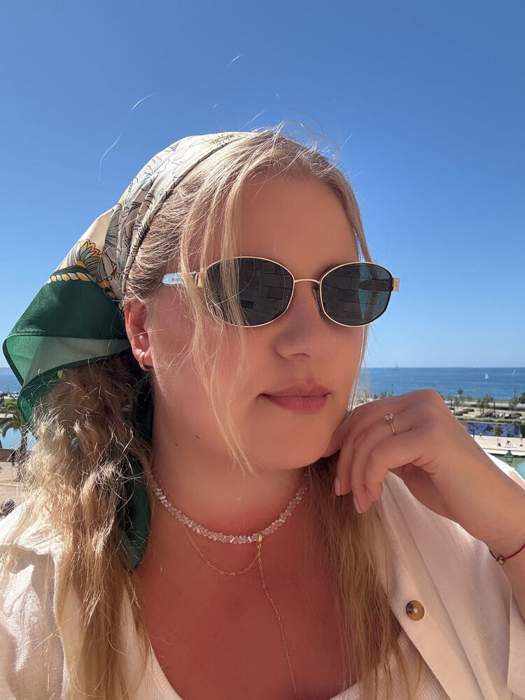  Dejvice,   , 35 ,   , c 