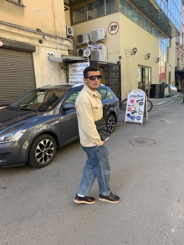  37388127  , 30 ,    -