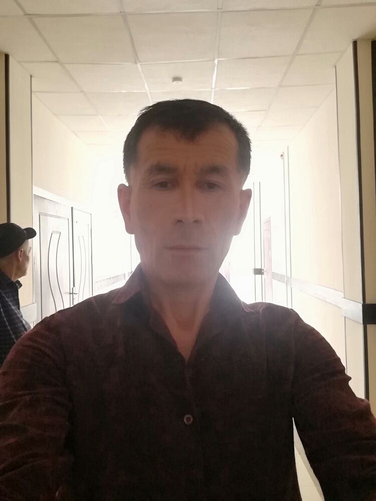  37292077  , 49 ,    