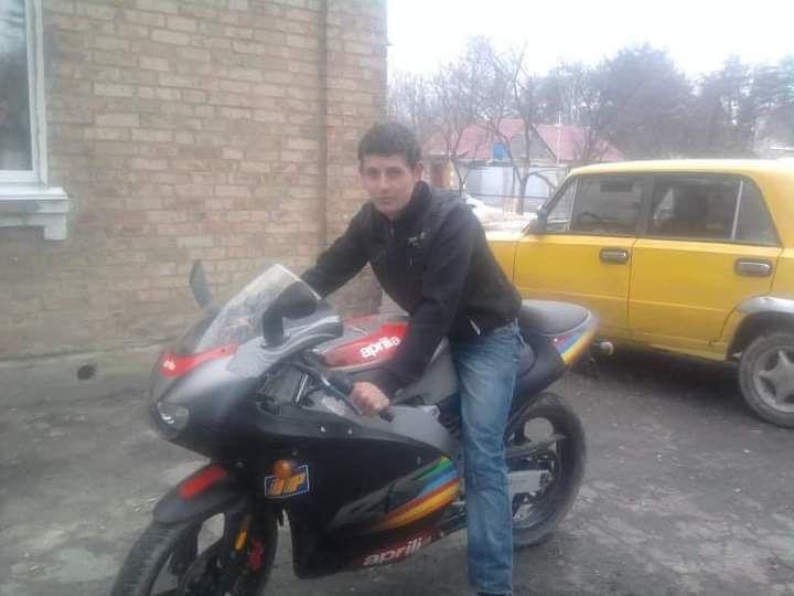 38805467  , 33 ,    