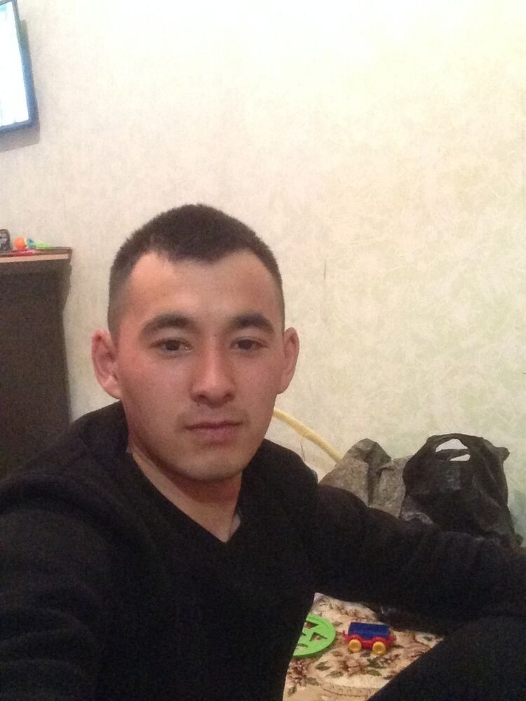  12075127  Albrc, 30 ,    