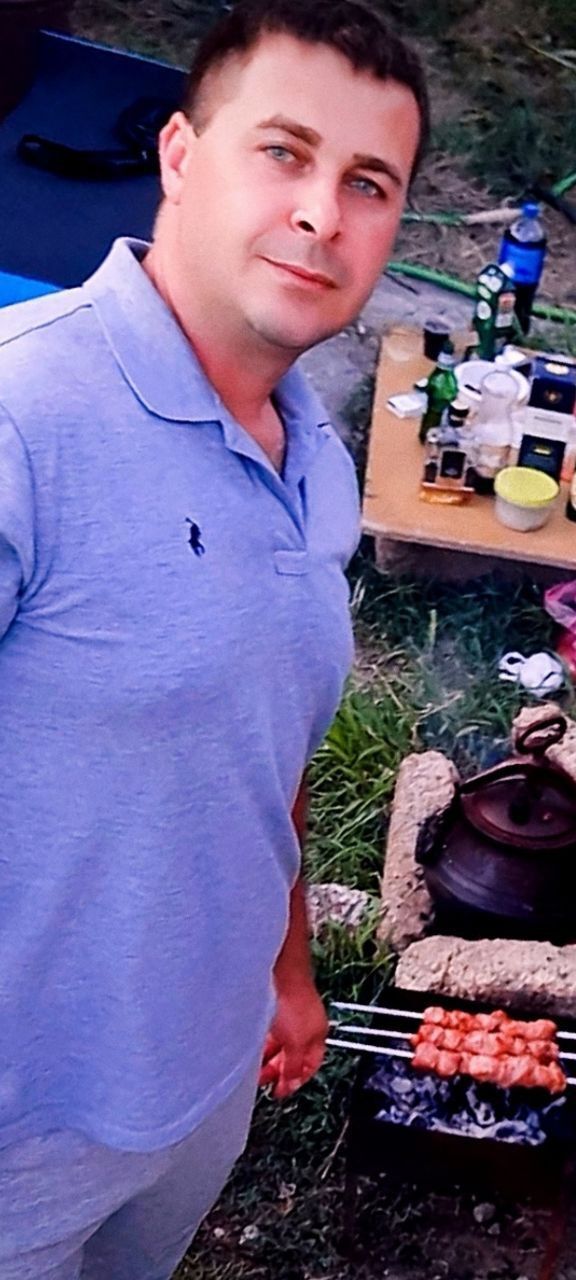  54286257  Alexandr, 24 ,    