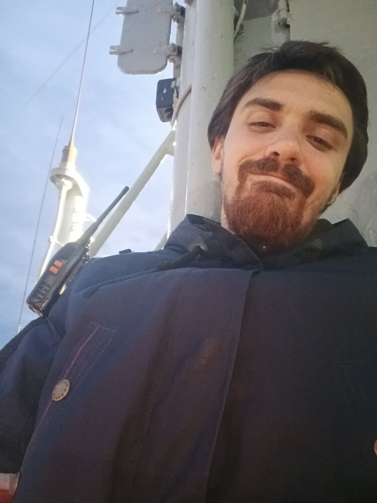  47448517  , 26 ,    