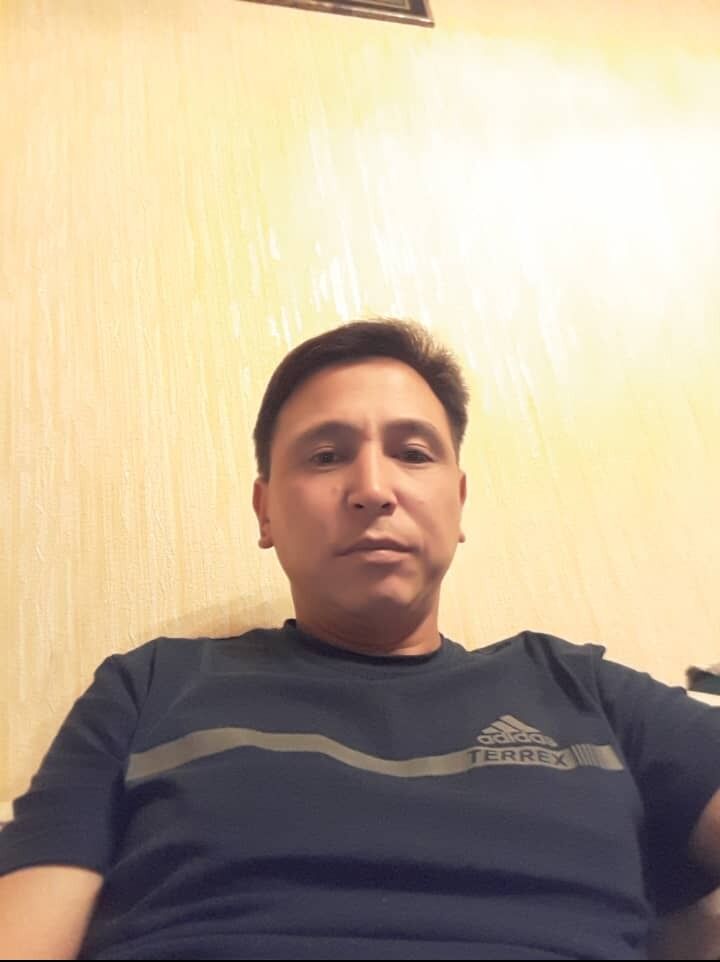  39576347  Umar, 49 ,    
