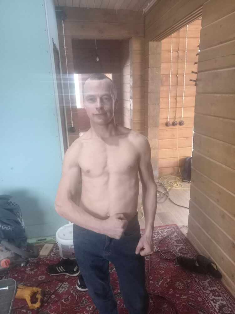  43852247  , 27 ,    