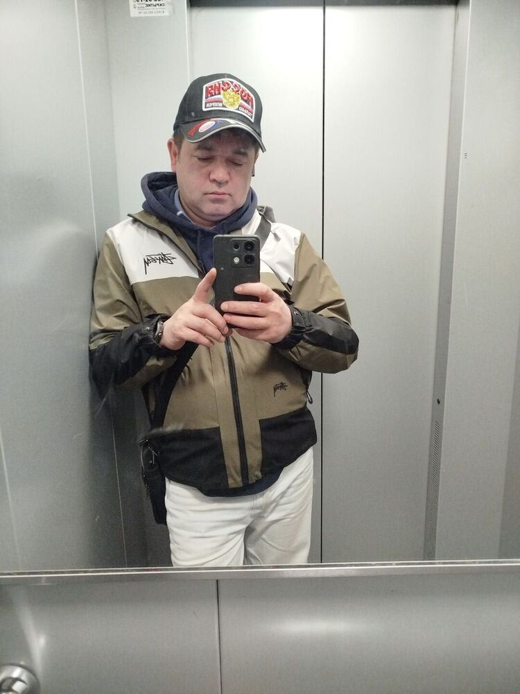  54721757  , 42 ,    -