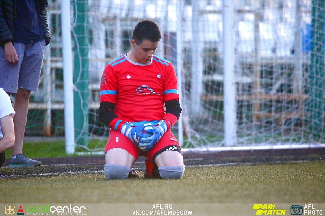  54519197  Gilmnov, 27 ,    