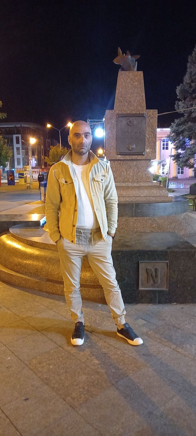   ,   , 37 ,     