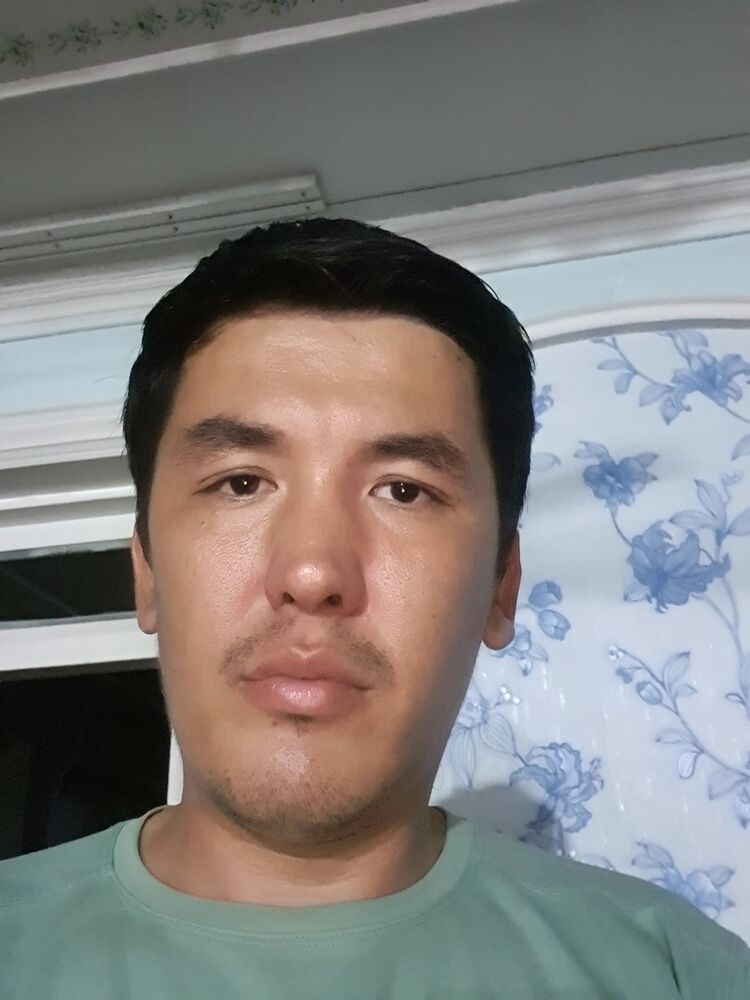  ,   Jovlonbek, 33 ,   ,   