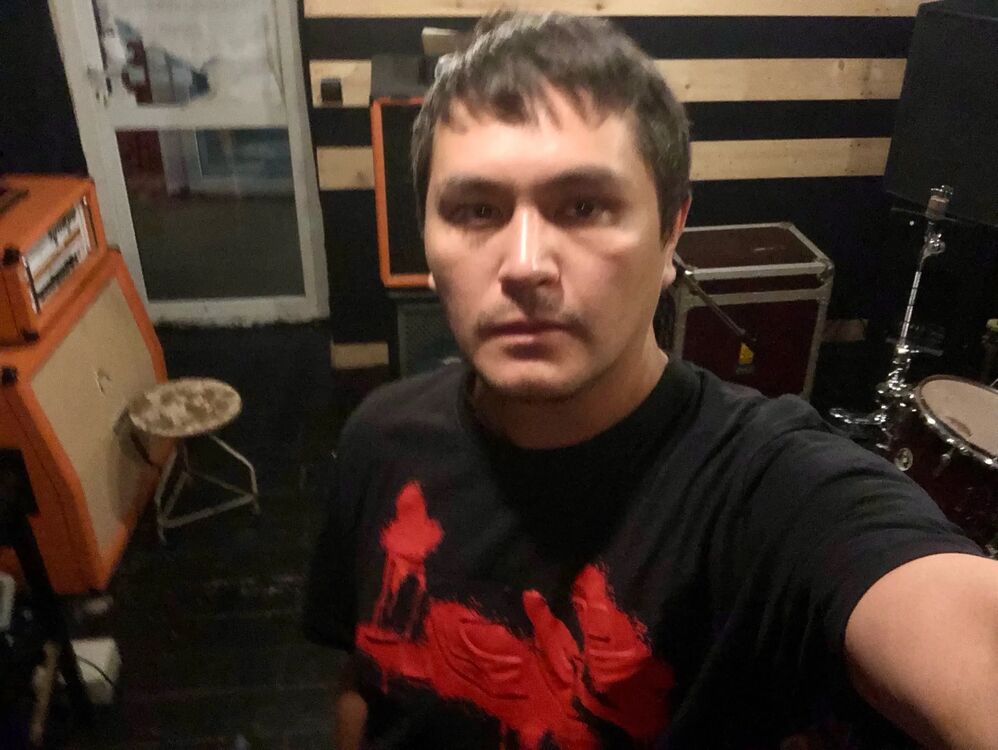  49773517  , 39 ,    