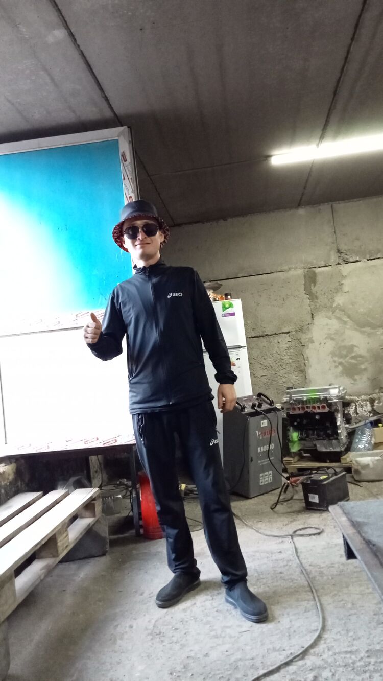  45623367  , 27 ,    