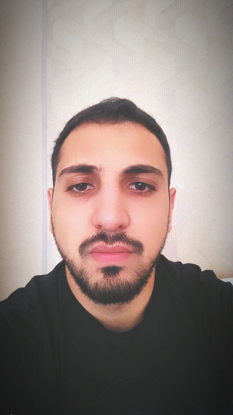  43710837  Narek, 25 ,    
