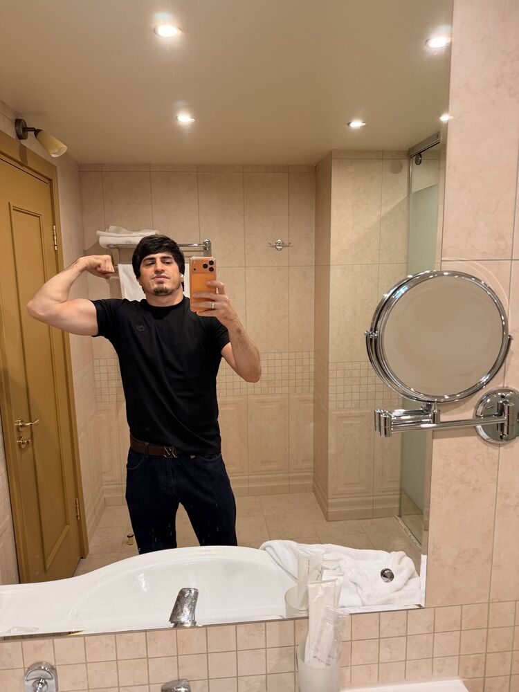  54726387  Marat, 36 ,    